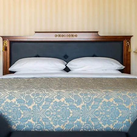 Intercontinental - By Ihg