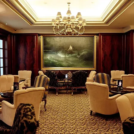 Intercontinental - By Ihg Hotel 5*