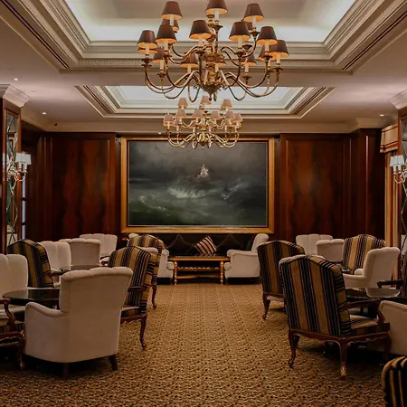 Intercontinental - By Ihg Hotel 5*